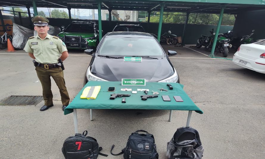 Carabineros recupera automóvil robado en San Fernando