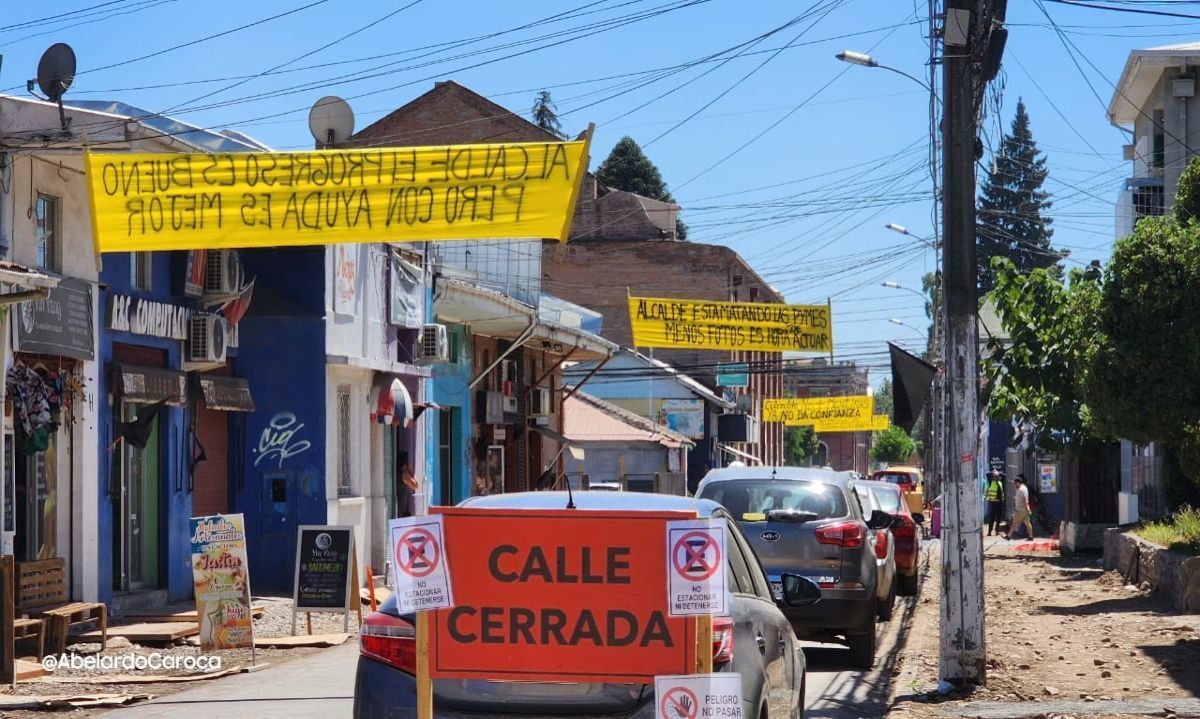 San Fernando:
Locatarios de calle Valdivia denuncian abandono del municipio

