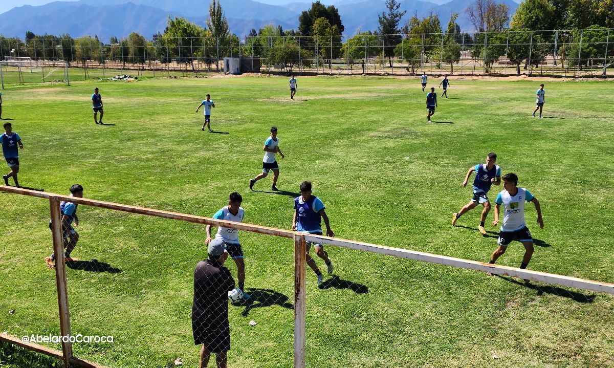 Colchagua C.D. se prepara intensamente para su debut en Tercera A