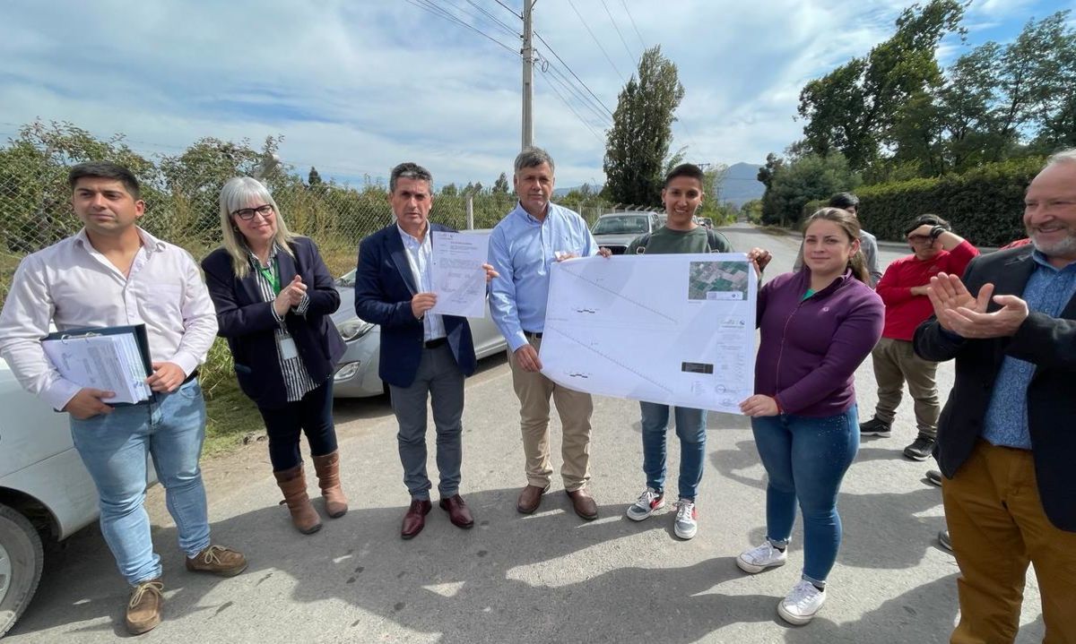Chimbarongo: Entrega de terreno para alumbrado público rural, un compromiso que se cumple