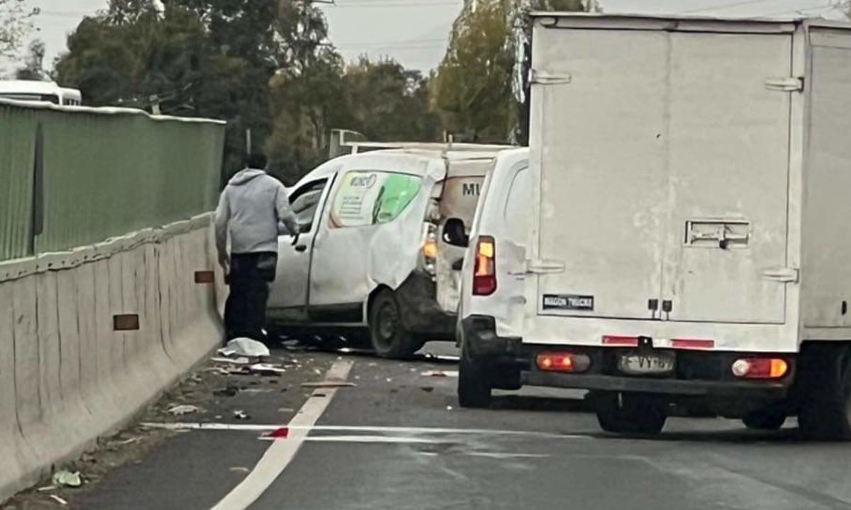 Placilla: Mala maniobra del conductor provoca accidente en Ruta 90