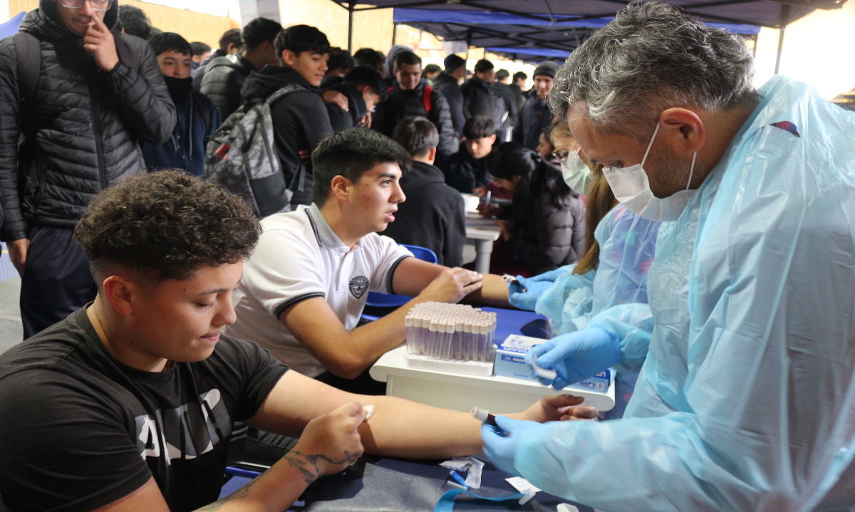 Liceo Industrial y Hospital San Juan de Dios protagonizan enriquecedor encuentro de salud