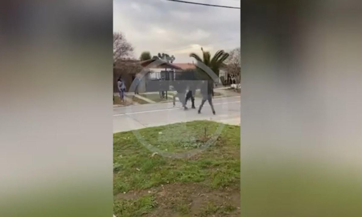 [VIDEO] Registran brutal pelea entre adolescentes en la capital regional de O'Higgins