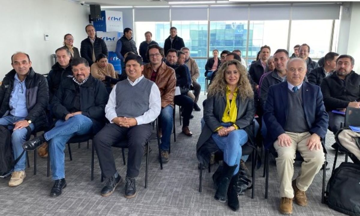 Socios de la CChC O´Higgins y empresas constructoras de la región conocen la cartera de proyectos MOP 2024