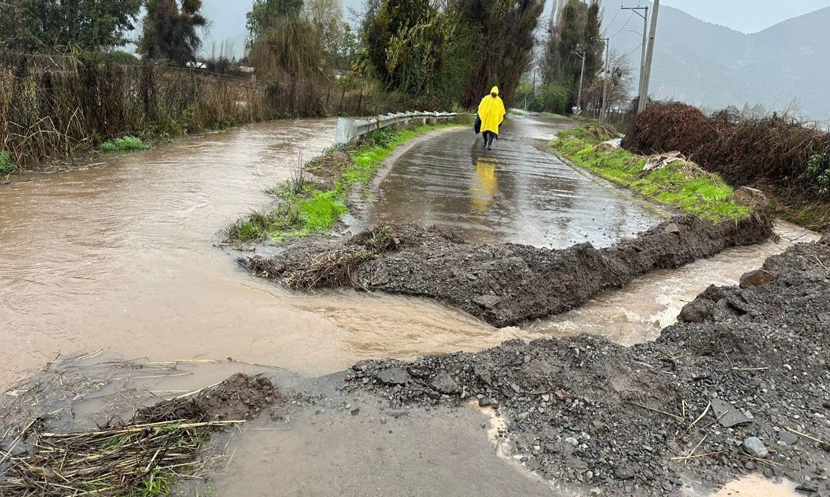 Placilla: Alcalde saca al pizarrón a Dirección de Vialidad
