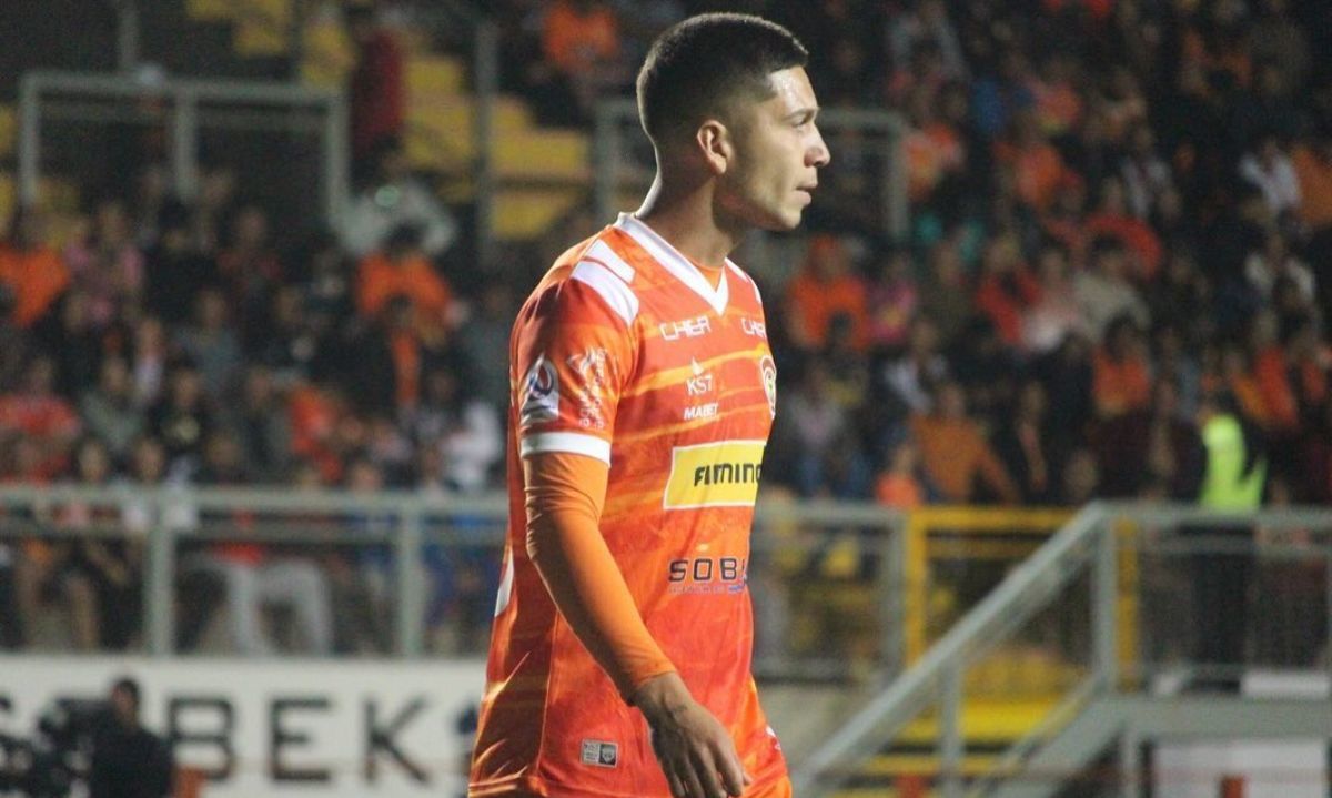 Tras un cuestionado desempeño: Santa Cruz se refuerza con un ex O'Higgins