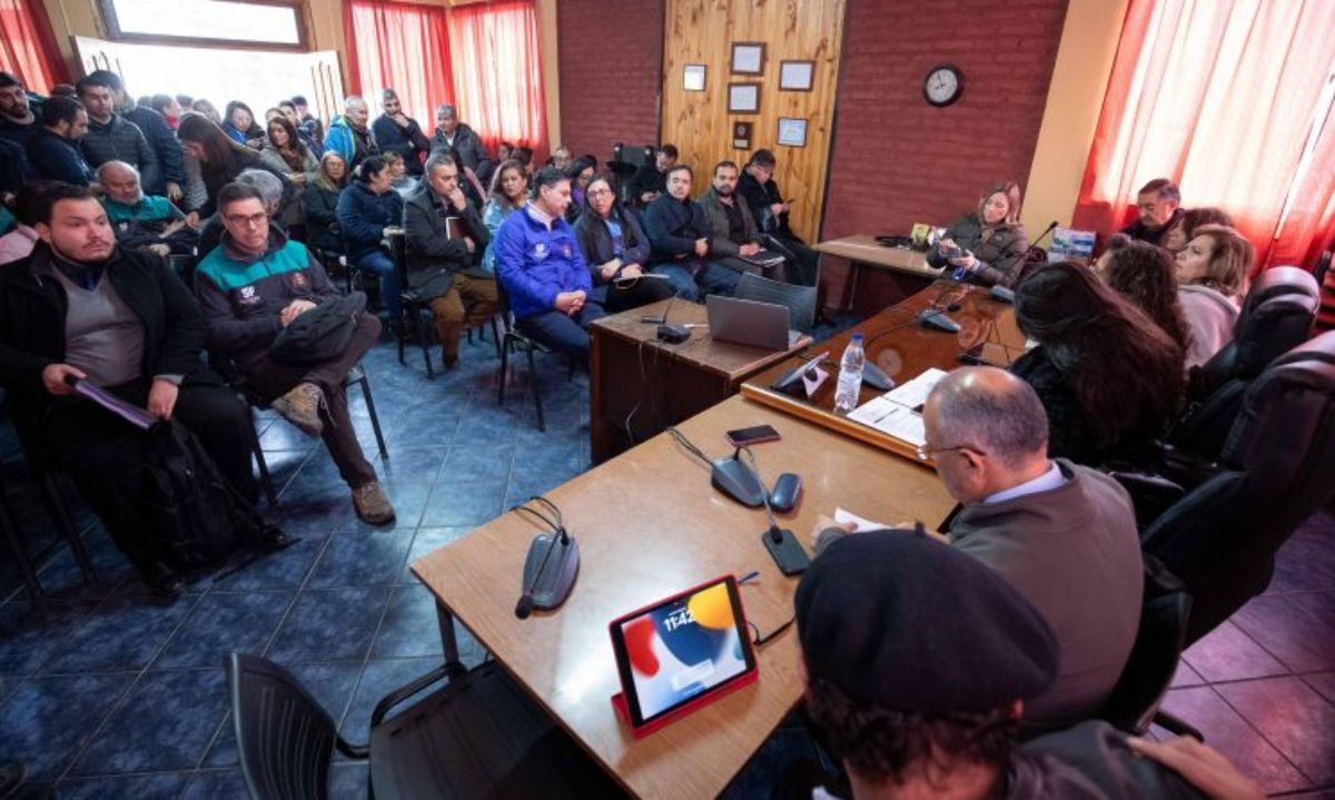 Municipalidad de San Fernando expone sobre el proyecto de alcantarillado para puente negro en comisión del Core