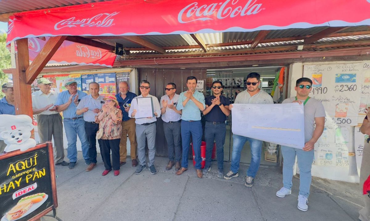 Chimbarongo: Reposición de veredas en calle San Luis, entre Miraflores y Máximo Valdés