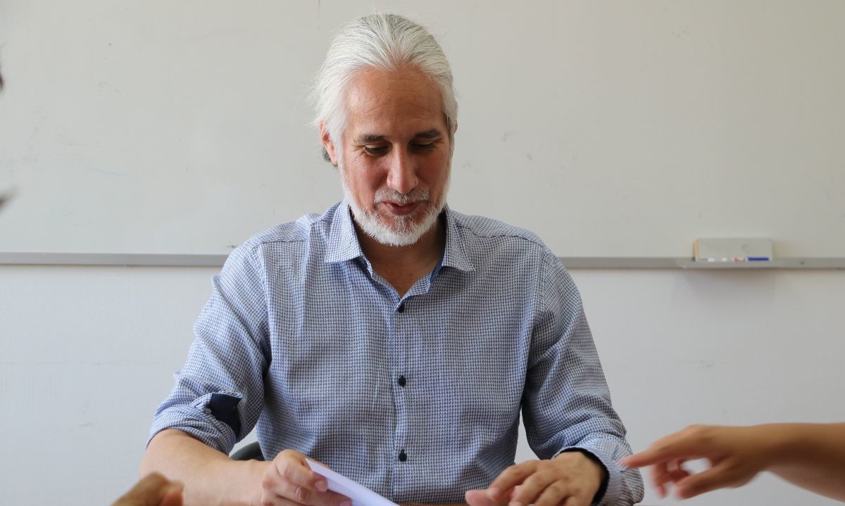 Vialidad:
Remoción de director desata tormenta política
