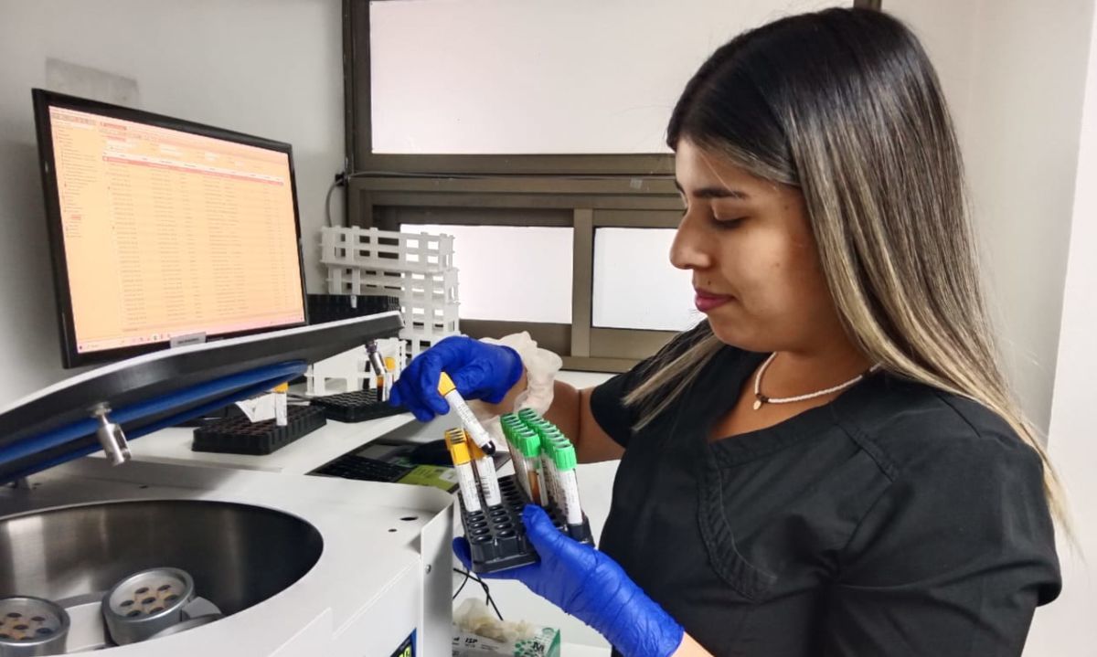 Laboratorio del Hospital de Litueche amplía cartera de servicios en beneficio de sus pacientes