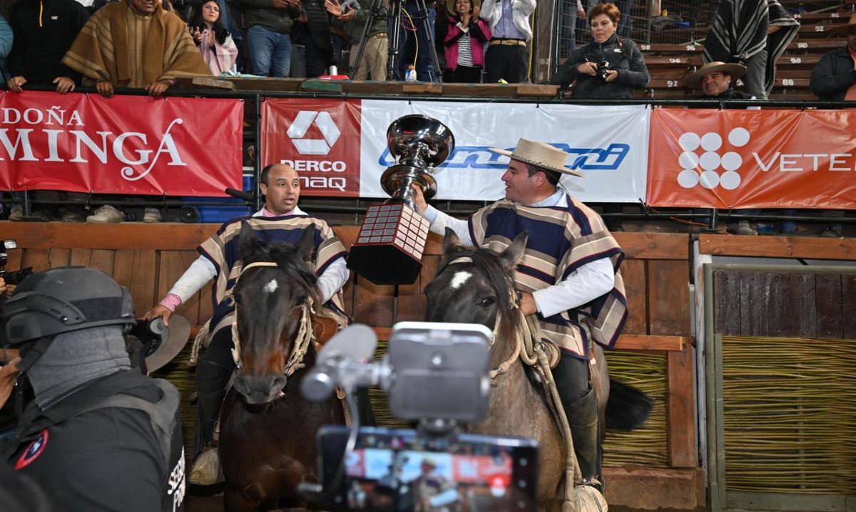 Valdebenito y Garcés: Campeones del Nacional de Rodeo 2025